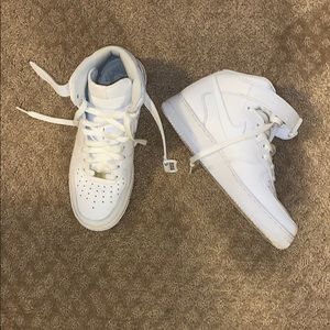 Air Force 1 Mid 07 Sneakers